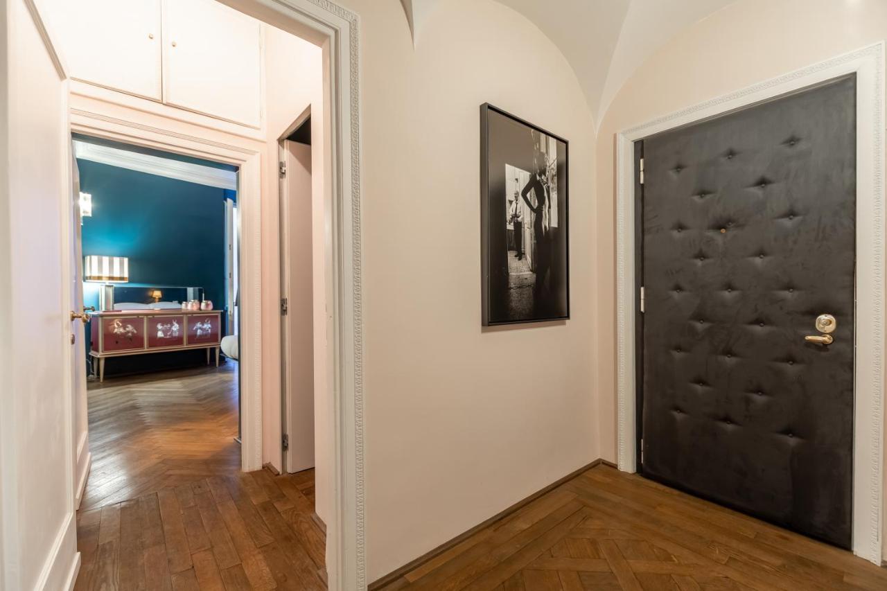 Chic And Style In Historical Via Giulia Apartment Roma Ngoại thất bức ảnh