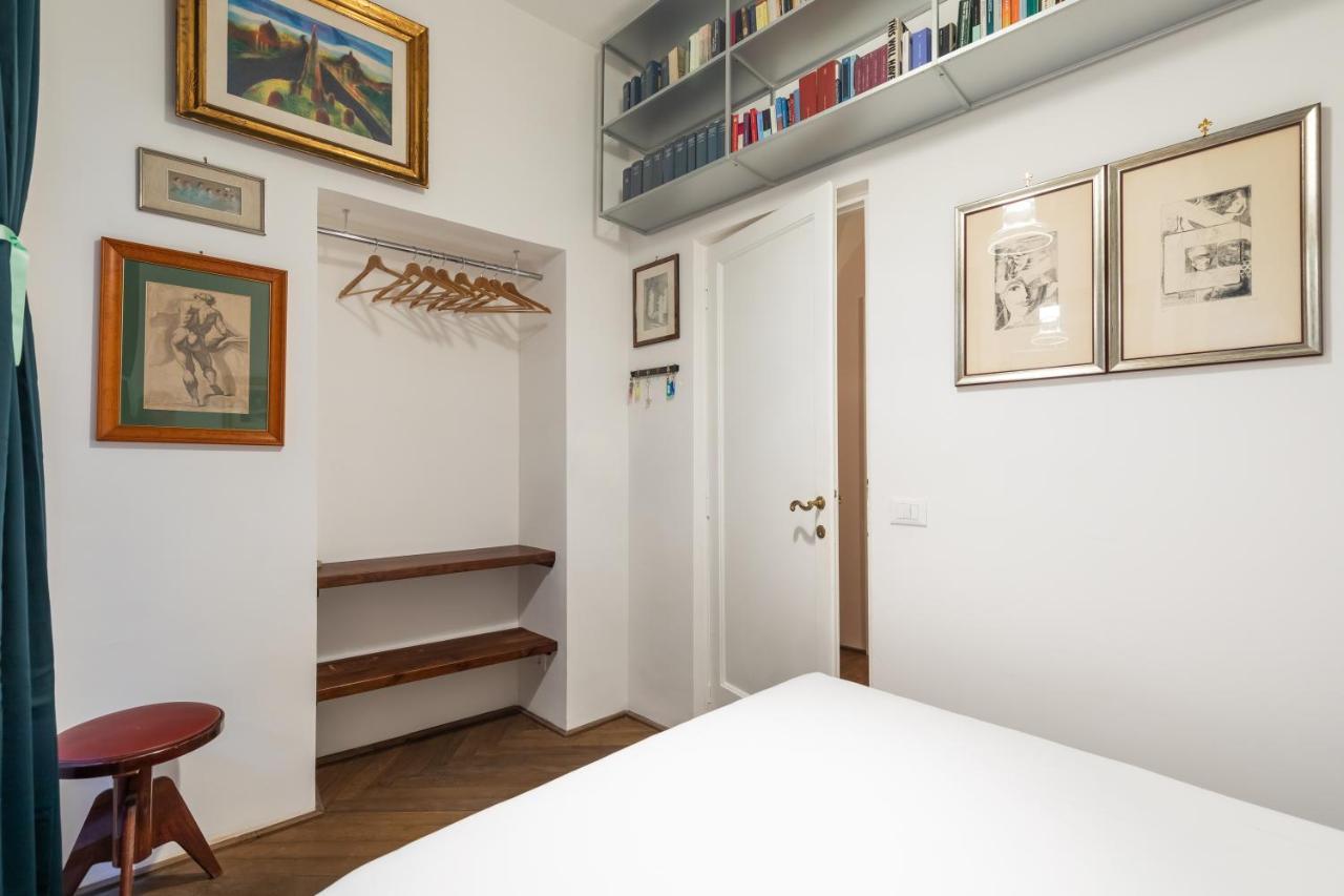 Chic And Style In Historical Via Giulia Apartment Roma Ngoại thất bức ảnh