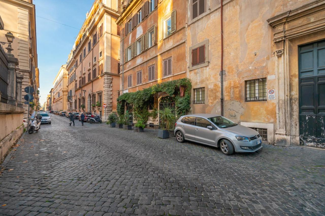 Chic And Style In Historical Via Giulia Apartment Roma Ngoại thất bức ảnh
